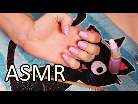 ASMR: Manicure/Fazendo minhas unhas! (Vídeo relaxante, fala suave, lixa, tapping, scratching)