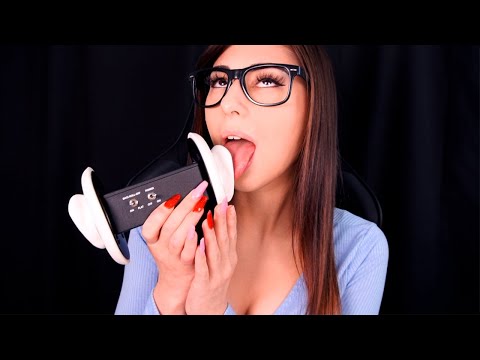 ASMR INNOCENT EAR LICKING 😇 PURE AND WHOLESOME 😇 Ear noms / Ear Eating (classic)