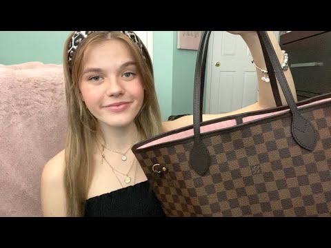 ASMR What's In My Purse ♡