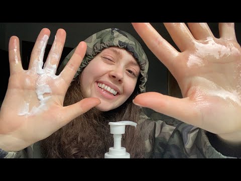 ASMR fast and aggressive dry and wet hand sounds with oil and lotion (fast ASMR) (tongue clicking)