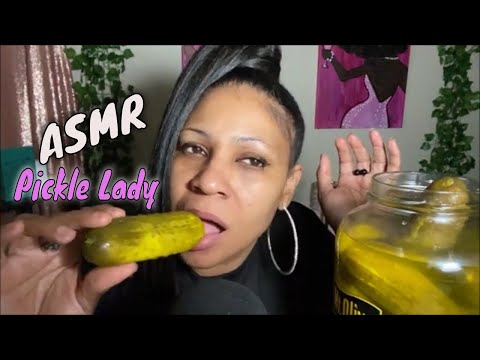 Pickle ASMR Eating Sounds/BIG Crunch/Intense Pickle Lady