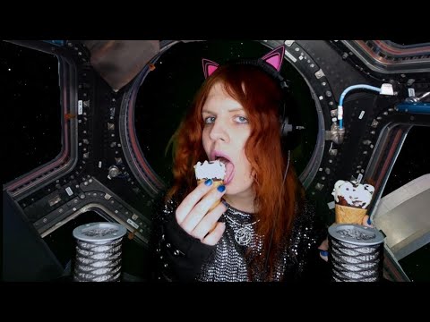 ASMR | Licking Ice Cream Cones (No Talking) | Eating Sounds