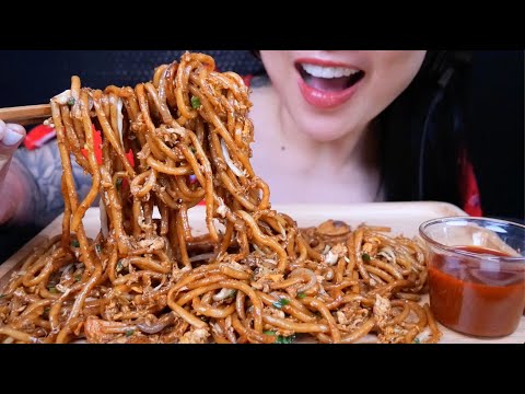 NOODLES ON NEW YEARS BRINGS YOU GOOD LUCK (ASMR EATING SOUNDS) NO TALKING | SAS-ASMR