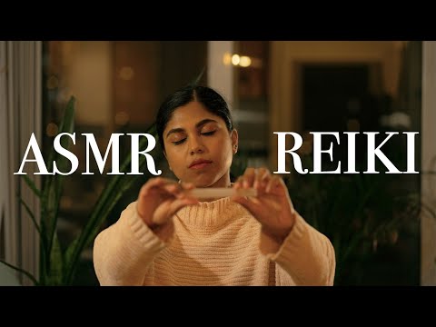 ASMR Reiki For Anxiety & Stress (Energy Plucking, Crystal Healing, Tarot Reading, Hand Movements)