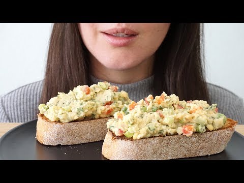 ASMR Eating Sounds: Chickpea Salad Sandwich (No Talking)