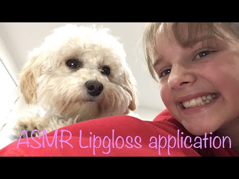 ASMR Lipgloss application