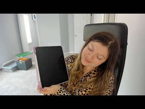 ASMR - WHATS ON MY IPAD? 2023 (whispers, tapping)