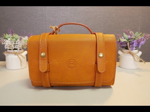 [ASMR] 속닥속닥 가죽가방과 나무 라디오 터치 태핑| Leather bag and wooden radio touching | Whispering sounds