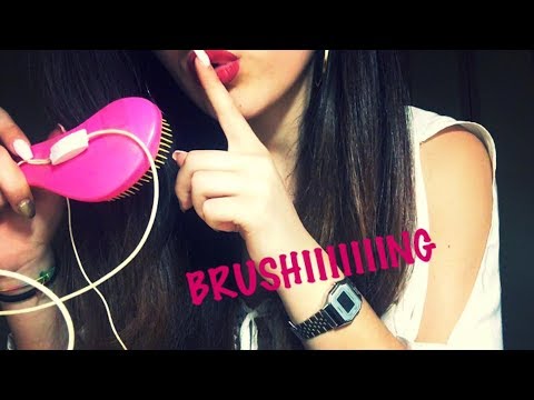 ASMR - Relaxing HAIR BRUSHING (Mic on the HAIRBRUSH) / NO TALKING