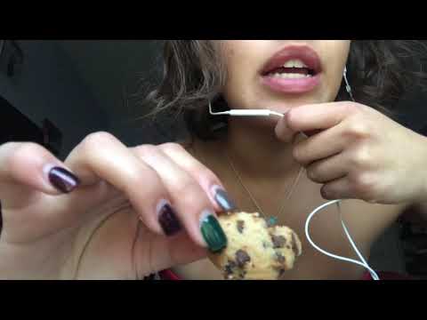 ASMR- COOKIES, WHISPERS, TAPPING, MOUTH SOUNDS