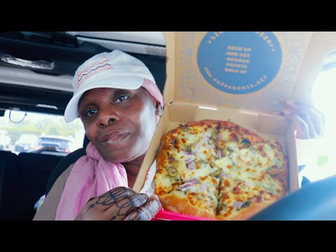 Personal Pizza Olives Onions Oregano ASMR Eating Sounds