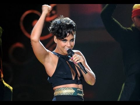 Alicia Keys Performs "Girl on Fire" - THE X FACTOR USA 2012 " TheXFactorUSA" - Review