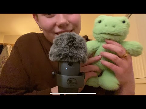ASMR all my little frog things 🐸💕 show and tell + soft spoken + random triggers