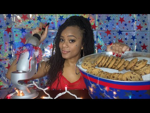 🇺🇸 ASMR 🇺🇸 4th of July Celebration w/ Mic Brushing/Scratching 🎤, Tapping & Chocolate Chip Cookies 🍪😋