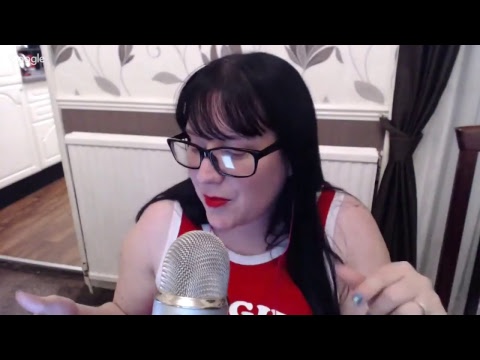Asmr Live Stream - Brushing and Tapping on the Mic - Hang out with Minxy! 22:00gmt 30/3