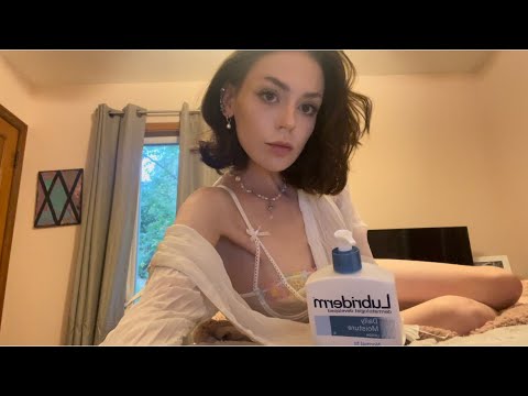 Asmr girlfriend lotion massage in bed (lofi, unisex) upper body, lotion sounds! Relax together