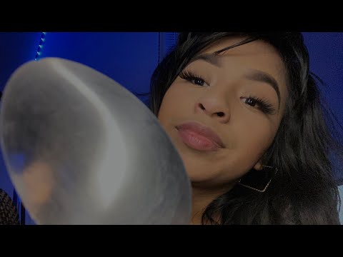 ASMR role play you got something in your eye 👀💆🏽‍♀️(super relaxing,close up personal)