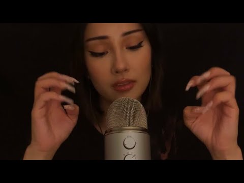 ASMR mouth sounds and nail tapping : the tingliest trigger combination ever 💕