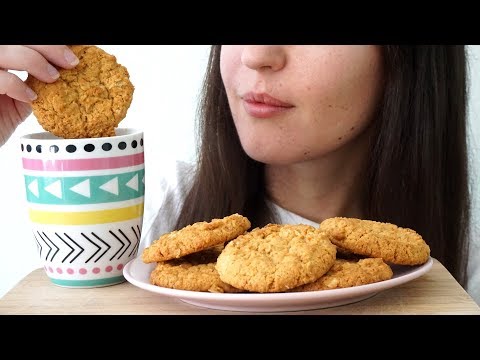 ASMR Eating Sounds: Tea & Biscuits | Chewing & Sipping (No Talking)