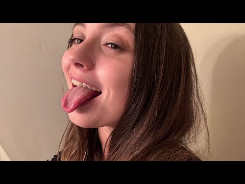 ASMR | fast mouth/tongue sounds, stuttering, hand movements, + more 🍒