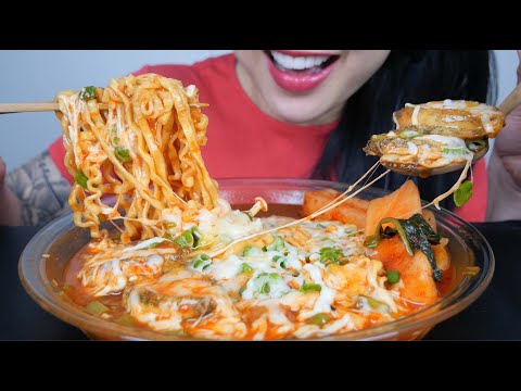 SPICY CHEESY NOODLES WITH ABALONE (ASMR EATING SOUNDS) | SAS-ASMR