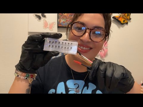 ASMR| Doing your lashes for the first time 😍- glove & brushing sounds