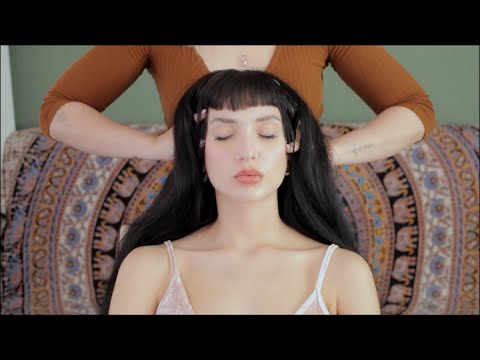 ASMR Head & Neck Massage on Friend 🌱 Lo-Fi ⚬ White Noise ⚬ Whispered