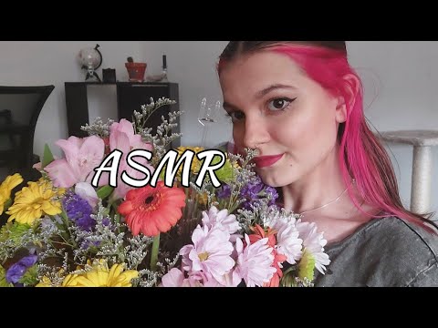 ASMR Tapping With Acrylic Nails💅🏻