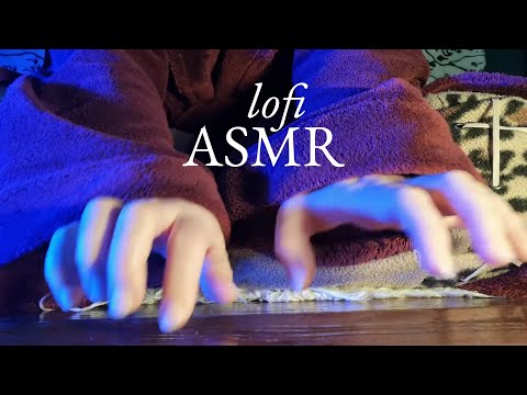 ASMR Scurrying up to camera, fast and aggressive tapping and scratching on floor, lens tapping