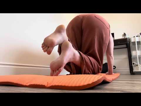 Pregnancy workout, swollen toes ! (Short version)