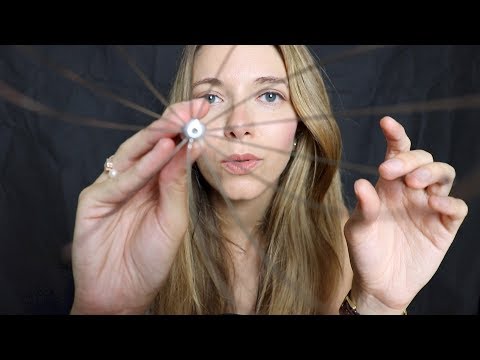 Video extremadamente relajante. Pruebo mis objetos para masaje en ti. ASMR español | Ana Muñoz