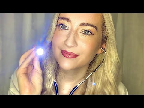 ASMR • Full Medical Exam Roleplay👩🏼‍⚕️• Visual Light Triggers • Personal Attention