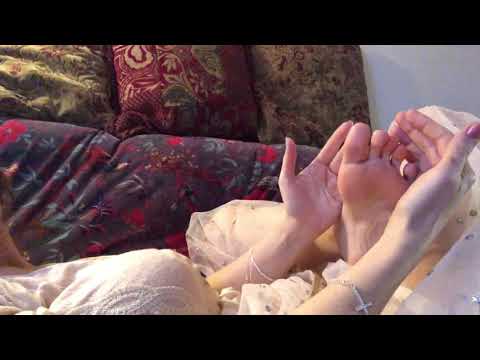 Feet relaxation massage quiet slowlife (no speaking)  (ASMR)