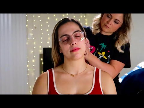 ASMR | Light Touch Massage on Lauren