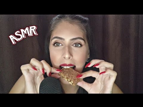 ASMR - Comendo Pé de Moleque 😋 #mouthsounds #asmr