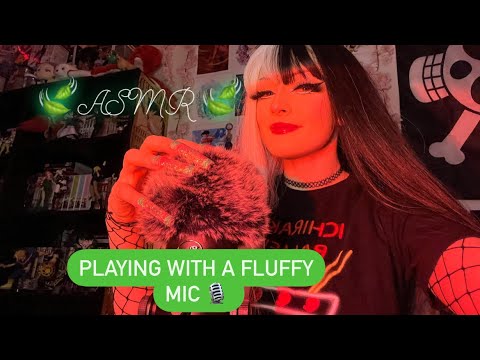 ASMR// Playing with a Fluffy mic🎙✨(long nail tapping, mic scratching, fluffy mic)