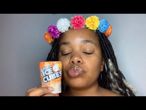 ASMR // CHEWING ON ICE CUBES GUM ( Tropical freeze) Smacking & Tapping Sounds 💜