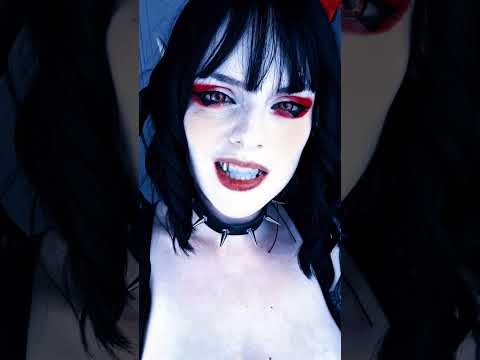 #vampire #sylkthesuccubus #succubus #gothgirl #Goth #halloween #vampiregirl #vampires #redeyeshadow