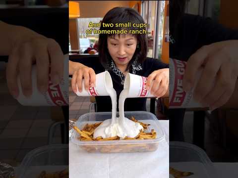 NEVER BRINGING MY ASIAN MOM TO EAT FRIED CHICKEN AFTER THIS HAPPENED #shorts #viral #mukbang
