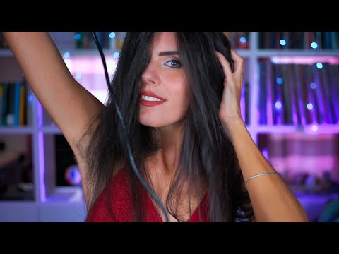 ASMR ita - 💆🏻‍♀️ MI PHONO e PIASTRO i CAPELLI (Whispering)