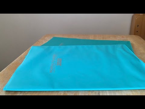ASMR Tearing Out Old Planner Pages | Paper Tearing/Paper Ripping (No Talking)