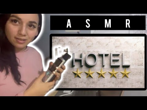 ASMR RECEPCIONISTA DE HOTEL TE ATIENDE