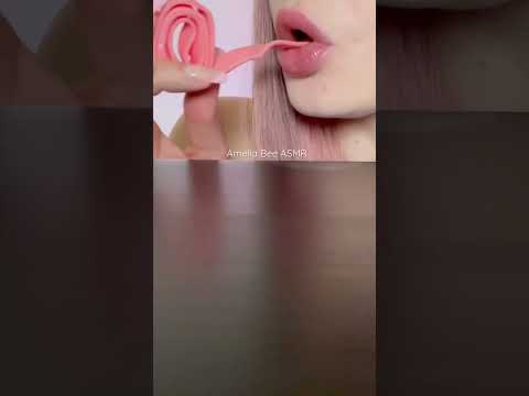 ASMR chewing bubble gum tape 💗 #chewingsounds #eatingsounds #loudchewing