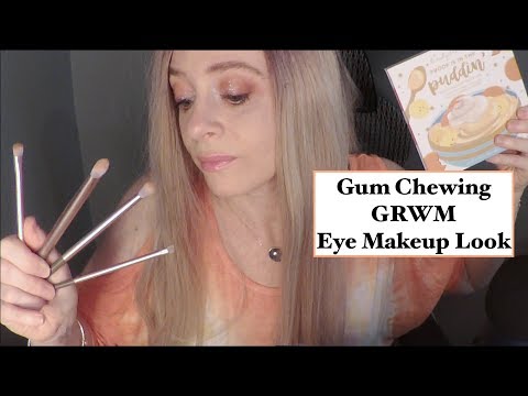 [ASMR] Gum Chewing | GRWM | Eye Makeup Look | Close Whisper