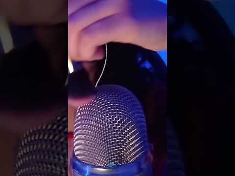 ASMR- Fita no microfone