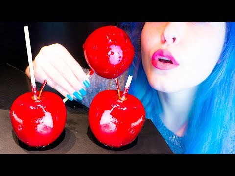 ASMR: Crispy Candied Love Apples | Xmas Market Treats ~ Relaxing Eating Sounds [No Talking|V] 😻