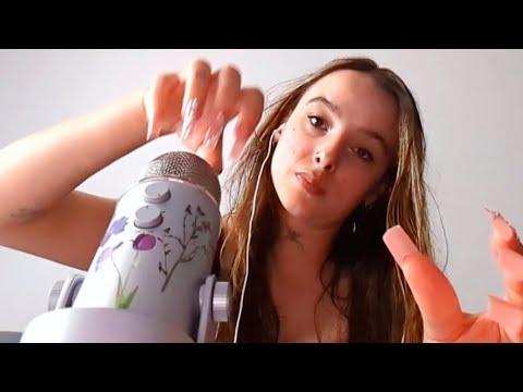 ASMR Tapping and Scratching on the mic + Random triggers with Long Nails