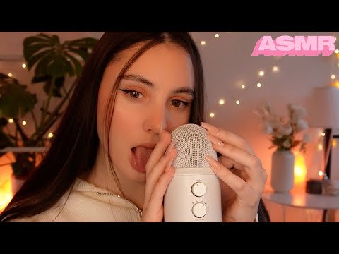 ASMR Cupped Mouthsounds & Scratching 👄