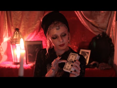 [ASMR] Fortune teller, Tarot Reading, Roleplay / Whispering, Tapping