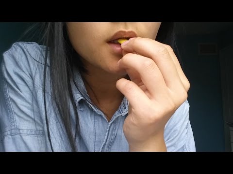 No Talking Binaural ASMR - Fast and Slow Gum Chewing (Wrapper Crinkles and Mouth Sounds)